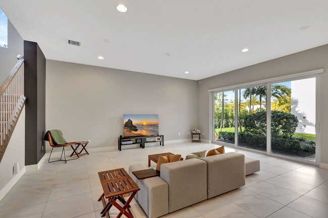 Building Photo - 13325 Machiavelli Way
