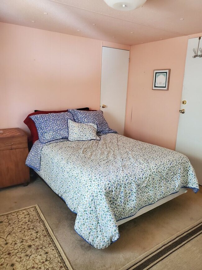 Building Photo - Furnished Mobile Home For Rent in 55 plus ...