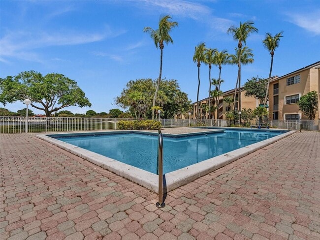 Building Photo - 15325 SW 106th Terrace