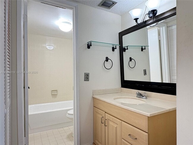 Building Photo - 9285 SW 125th Ave