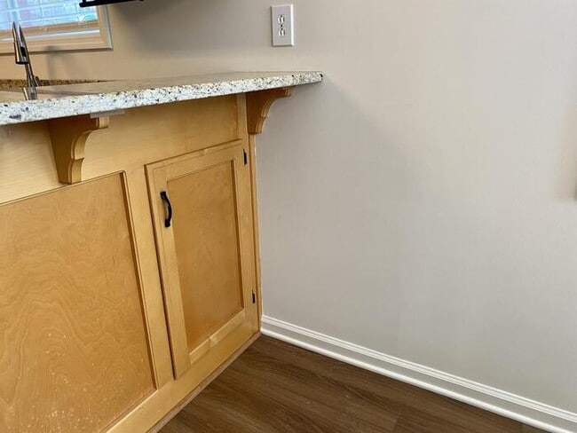 Building Photo - 108 Wildweed Ct