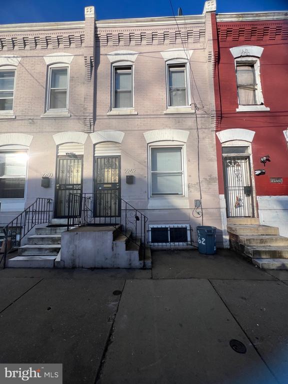 Primary Photo - 2262 N 15th St