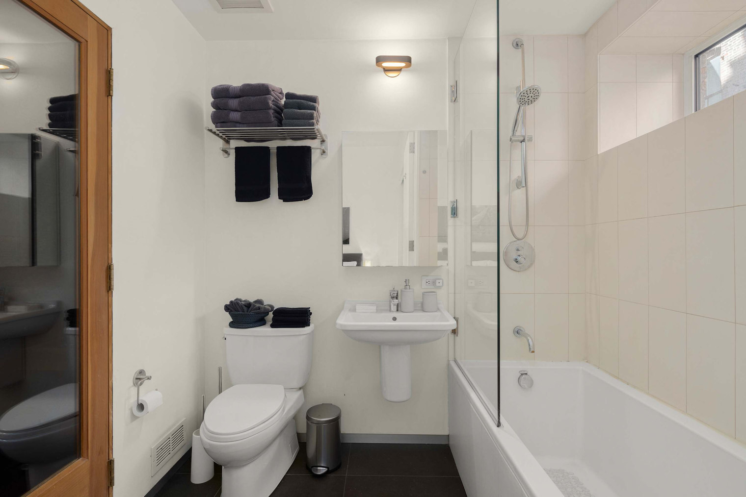 Building Photo - 127 Spring St