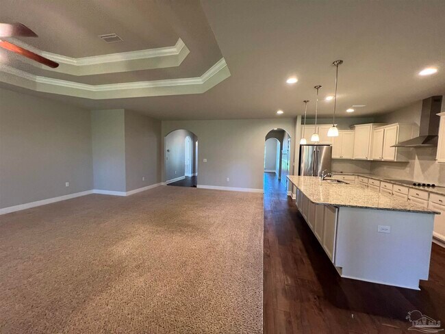 Building Photo - 4128 S Cambridge Way