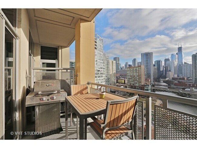 Building Photo - 700 N Larrabee St