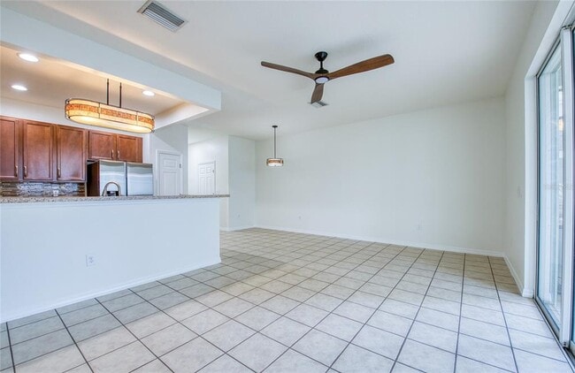 Building Photo - 4670 69th Pl N