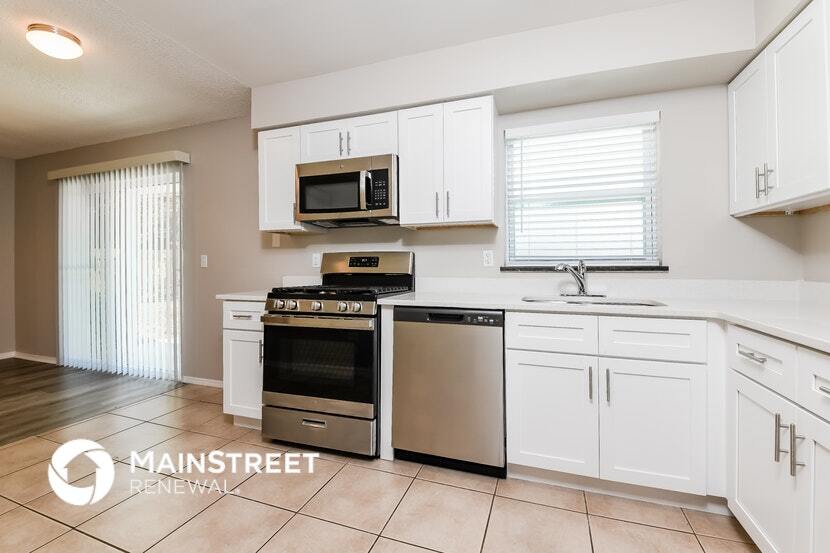 Building Photo - 751 Evangeline Ave