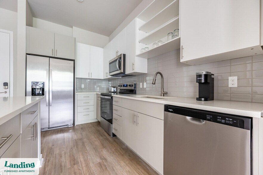 Building Photo - 4902 Cosmos Cir
