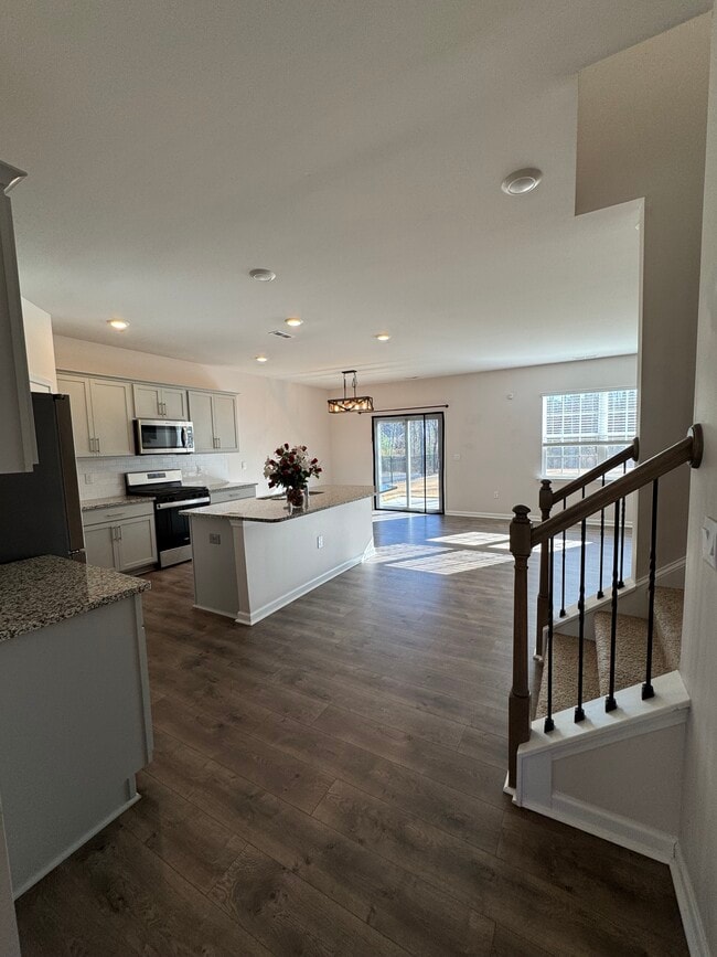 Building Photo - 134 David Hl Dr