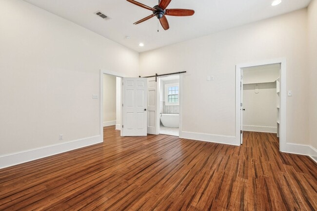 Building Photo - Better Price AND Reduced Deposit! Renovate...