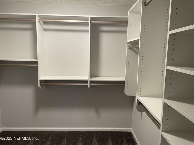 Building Photo - 65 Waterbridge Pl