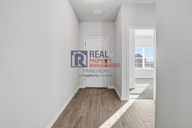 Building Photo - Comfortable 4-Bedroom Layout with Modern Finishes