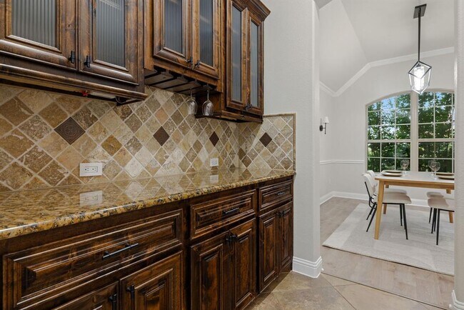 Building Photo - 100 Crystal Cove