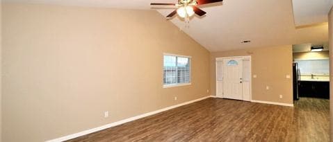 Building Photo - 850 Spaniel Dr