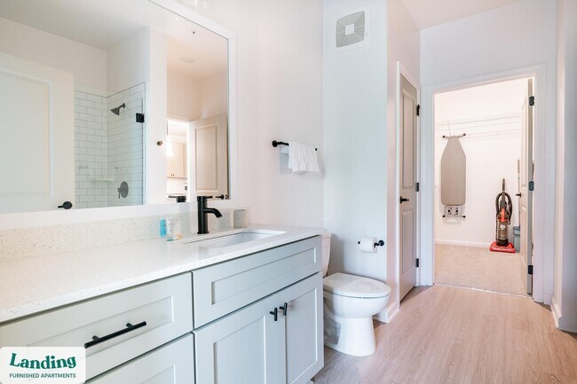 Building Photo - 100 Wilton Cir