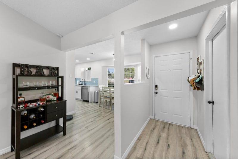 Building Photo - 3989 Hunters Lake Cir E