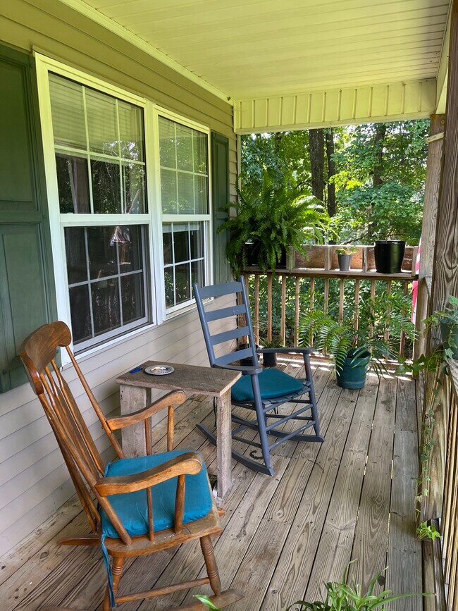 Building Photo - 276 Isle Of Pines Rd