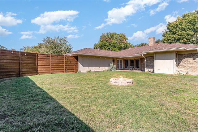 Building Photo - 904 Windsong Trail