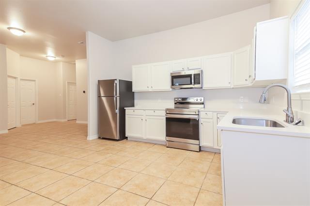 Building Photo - 426 Bass Rd