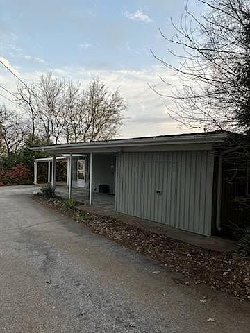 Building Photo - 3418 Rosenberg Ln