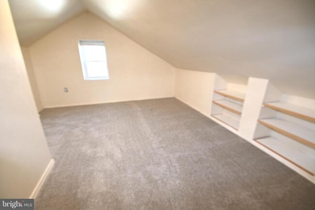 Building Photo - 8904 Flower Ave