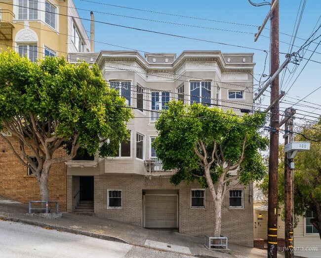 Primary Photo - 1353 Filbert St