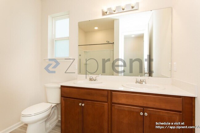 Building Photo - 152 Cedar Elm Wy