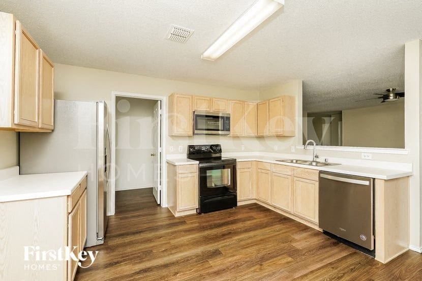 Building Photo - 508 Rocky Springs Dr