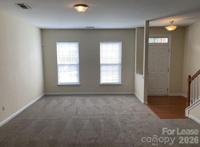 Building Photo - 10020 Kings Parade Blvd