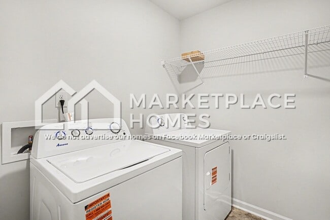 Building Photo - 5628 Hickory Woods Dr