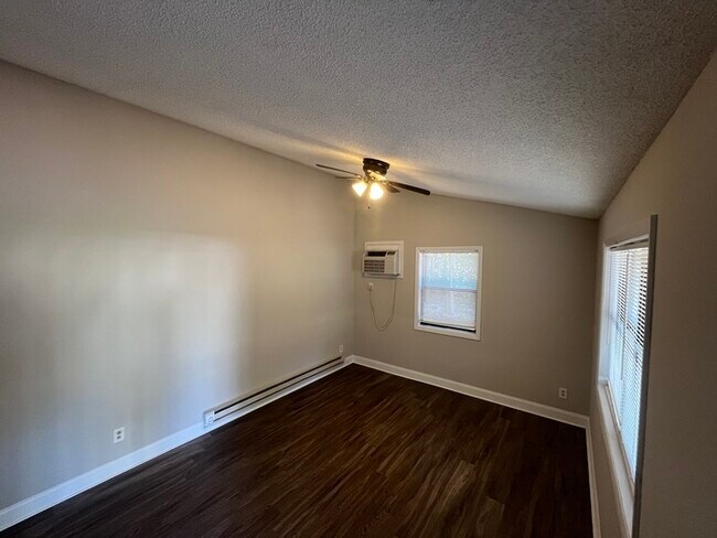 Building Photo - 8602 Mandolin Ct