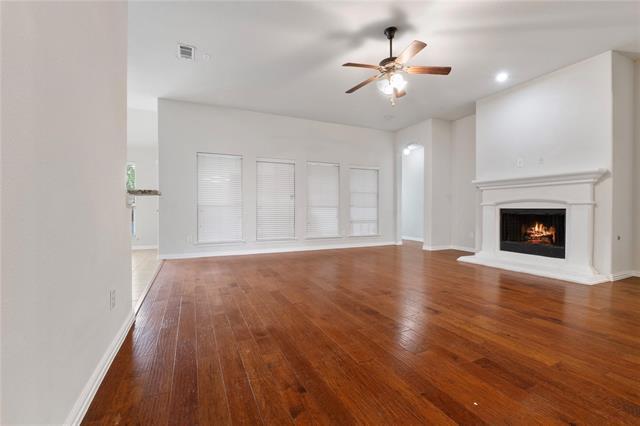 Building Photo - 4013 Dalton Dr