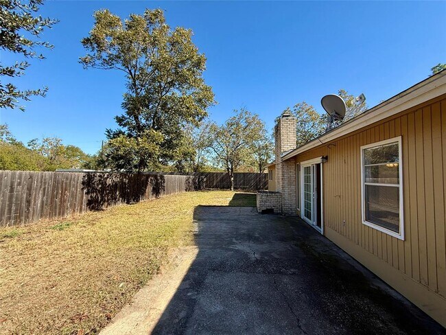 Building Photo - 1507 Big Meadow Dr