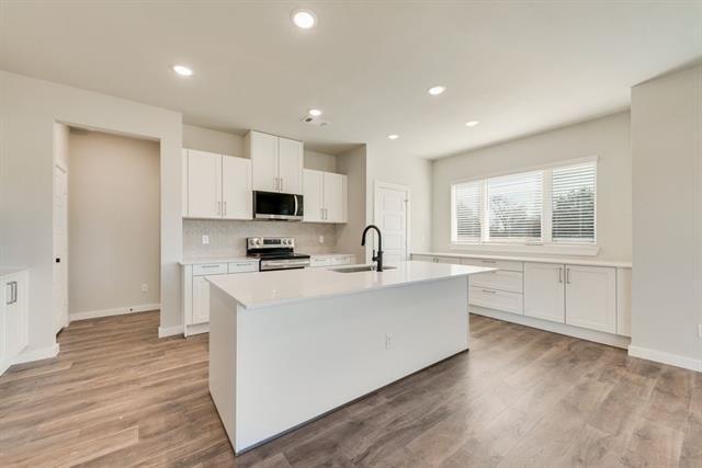 Building Photo - 4256 Clovis St