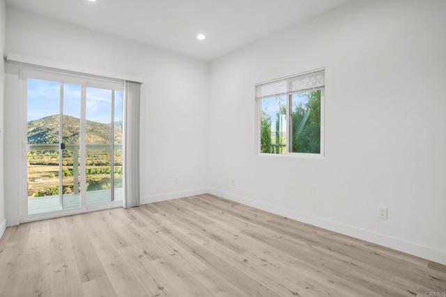 Building Photo - 2918 Anaheim St