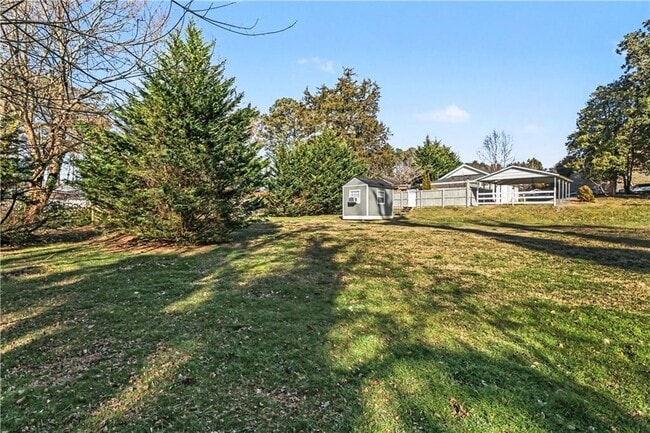 Building Photo - 257 Stegall Dr