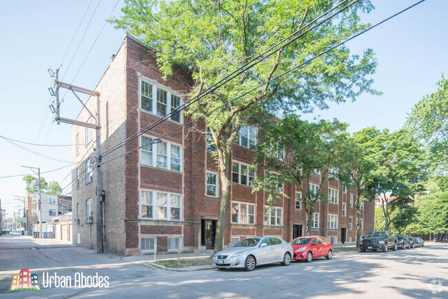 Building Photo - 1919 W Winnemac Ave