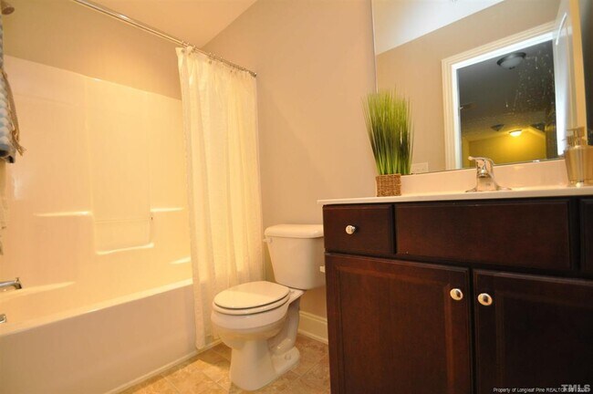 Building Photo - 1408 Forest Fern Ln