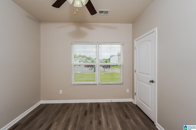 Building Photo - 5009 Bella Ct