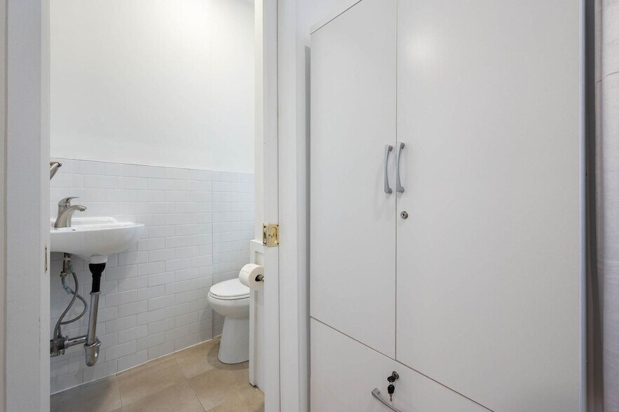 Building Photo - 74 Forsyth St