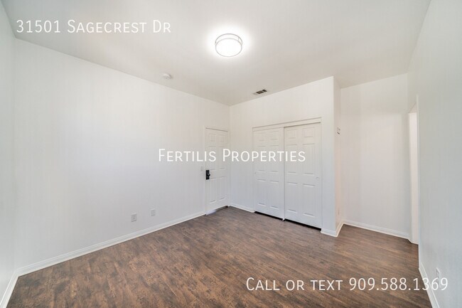 Building Photo - 31501 Sagecrest Dr