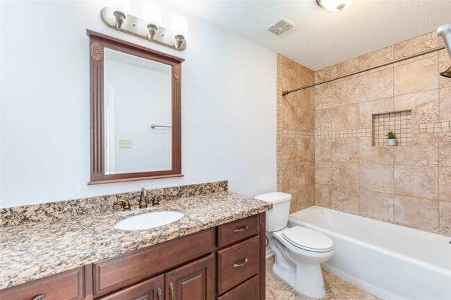 Building Photo - 2282 Gemini St