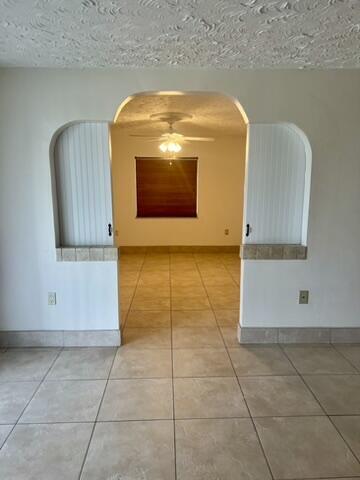 Building Photo - 2302 Sunrise Blvd