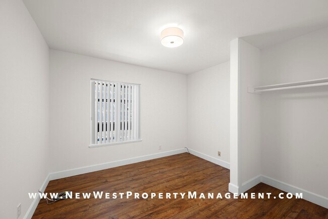 Building Photo - Renovated Poway 5-Bedroom, Available Now! ...