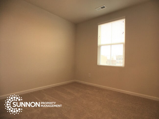 Building Photo - New Construction 3 BR & 1 Car Garage