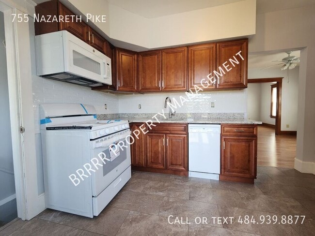 Building Photo - 755 Nazareth Pike