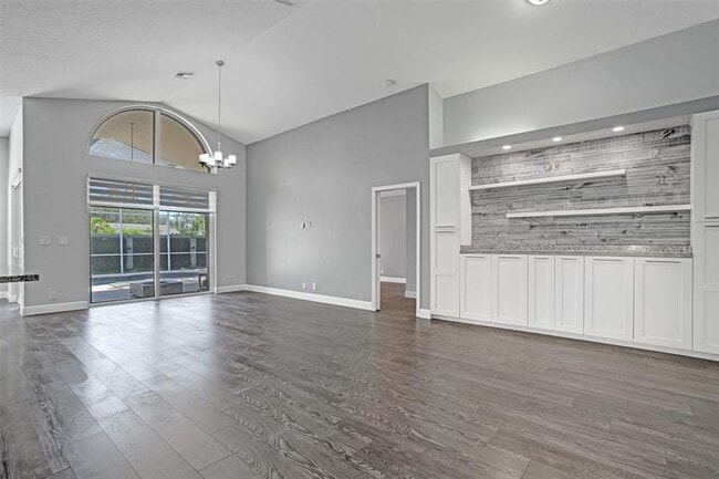 Building Photo - 5056 NW 95th Dr