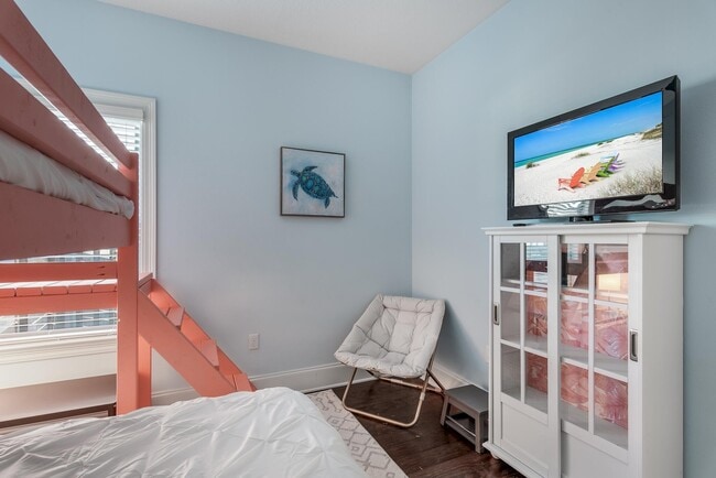 Building Photo - 187 Tropical Breeze Dr