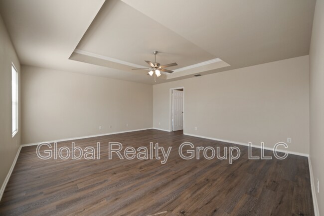 Building Photo - 144 Crest Bluff