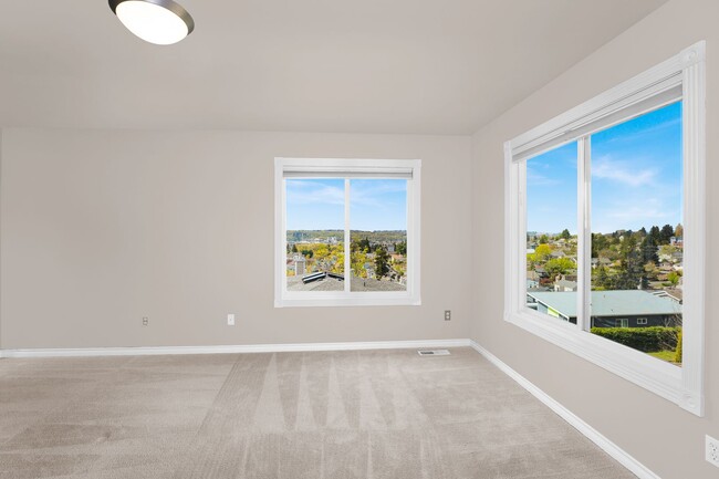 Building Photo - Light and Bright Cheery Beacon Hill Home